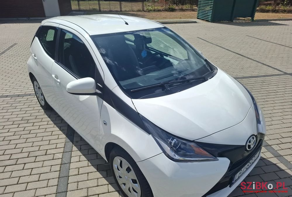 2016' Toyota Aygo photo #4