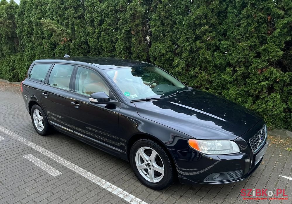 2008' Volvo V70 D5 Summum photo #1