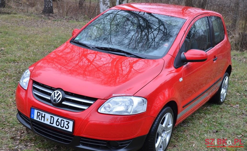 2007' Volkswagen Fox photo #4