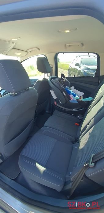 2012' Ford C-MAX photo #3