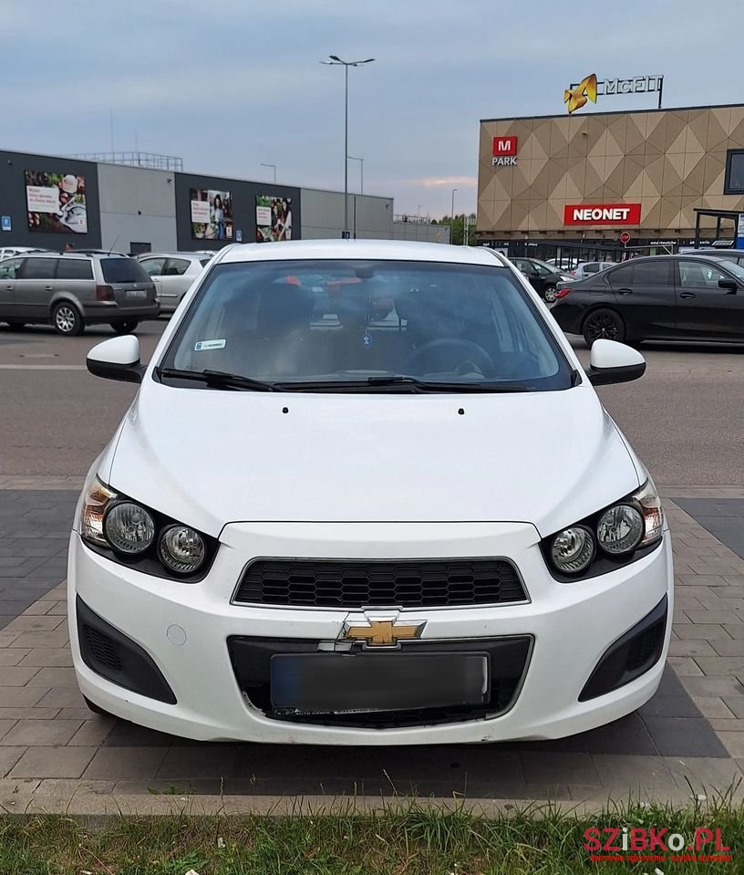 2011' Chevrolet Aveo 1.4 Lt photo #1