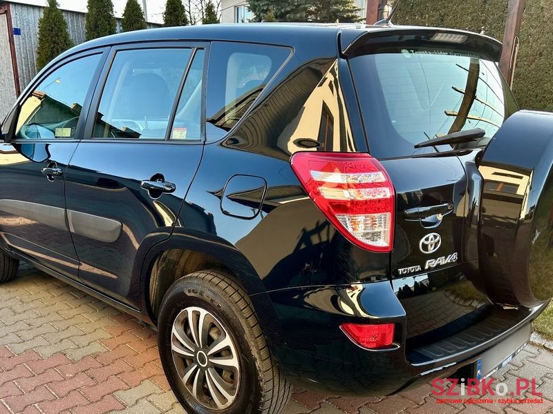 2012' Toyota RAV4 photo #5