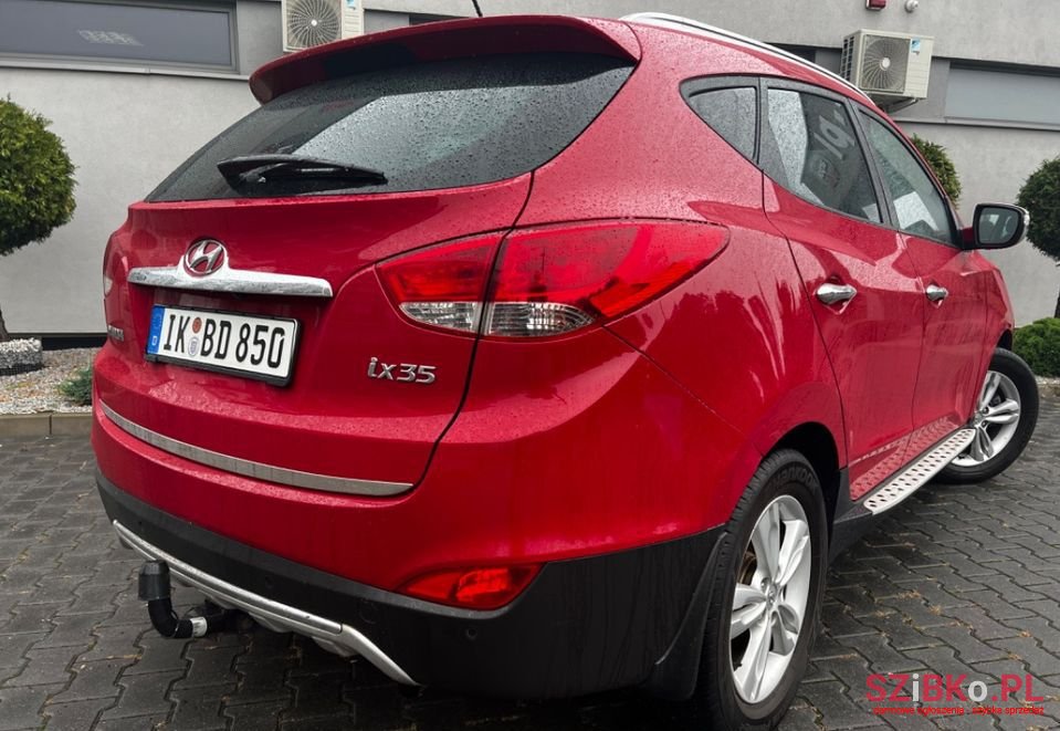 2012' Hyundai ix35 photo #3