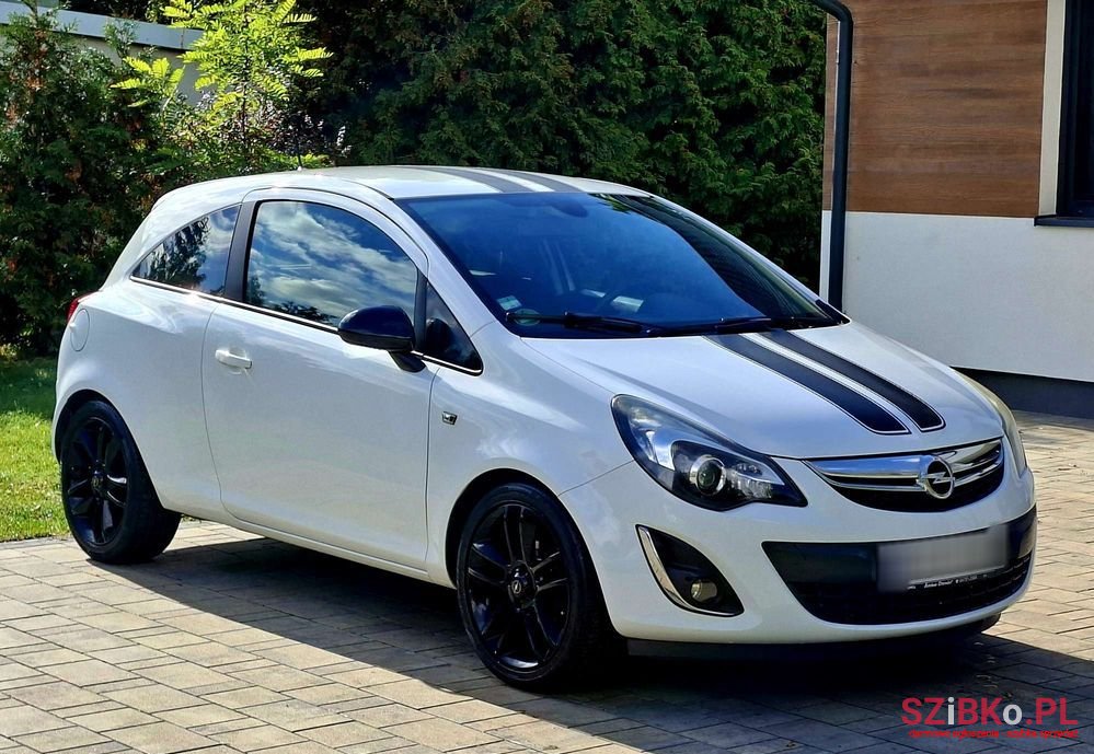 2011' Opel Corsa 1.4 16V Innovation photo #2