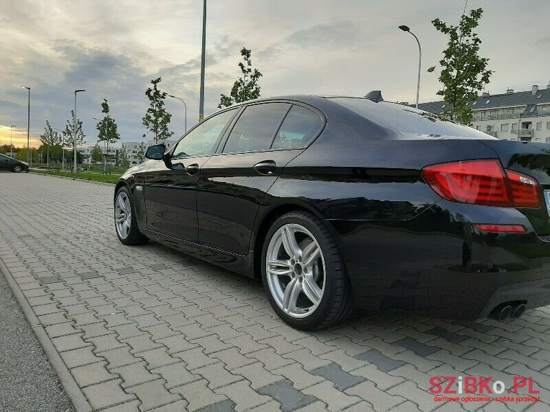 2011' BMW Seria 5 photo #2