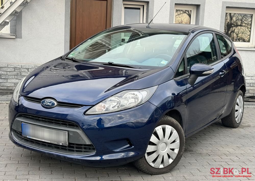 2011' Ford Fiesta photo #1