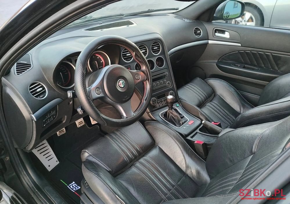 2007' Alfa Romeo 159 1.9Jtdm Ti photo #6