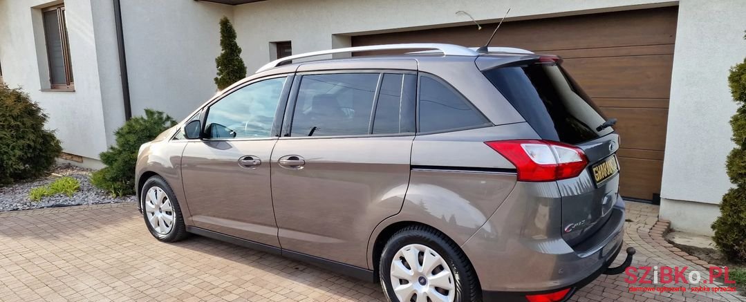 2013' Ford Grand C-MAX photo #5