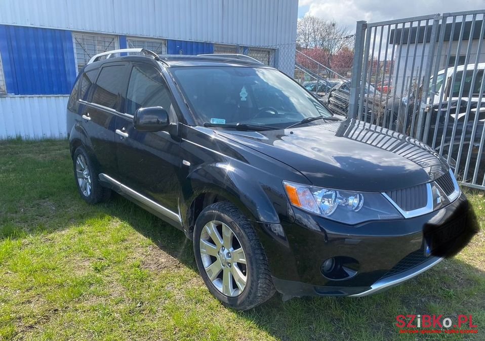 2007' Mitsubishi Outlander photo #3