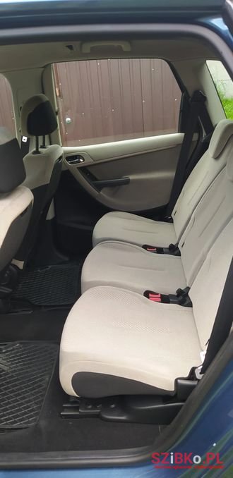 2009' Citroen C4 Picasso photo #6