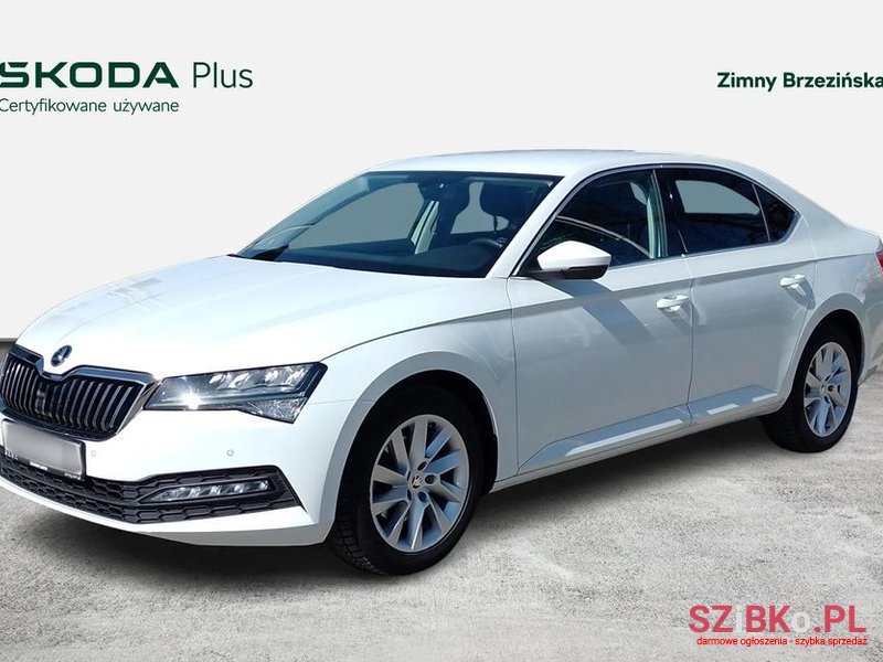 2023' Skoda Superb photo #1