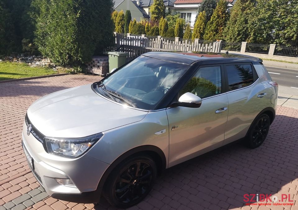 2016' SsangYong Tivoli photo #1