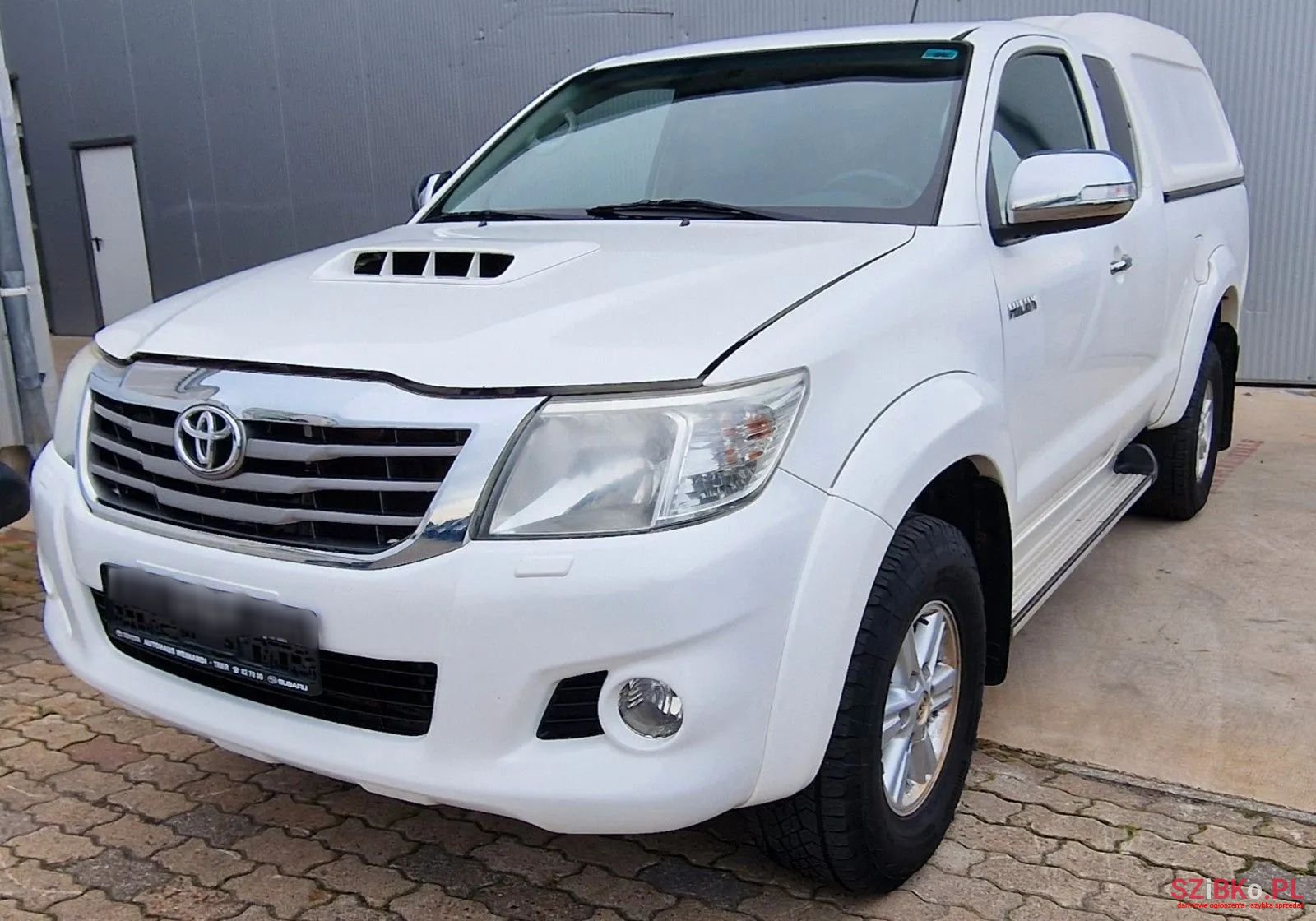 2013' Toyota Hilux photo #1