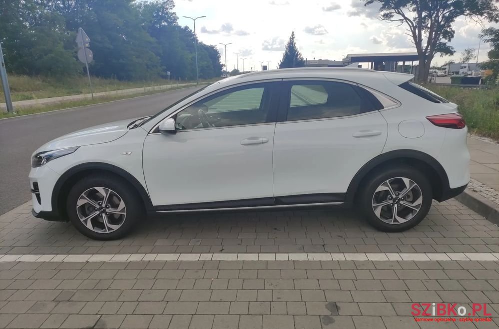 2021' Kia XCeed photo #6