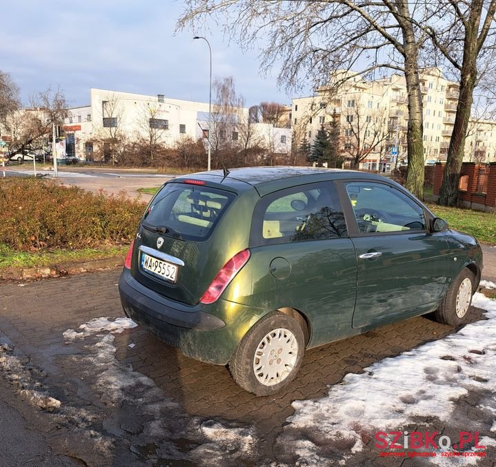 2004' Lancia Ypsilon photo #4