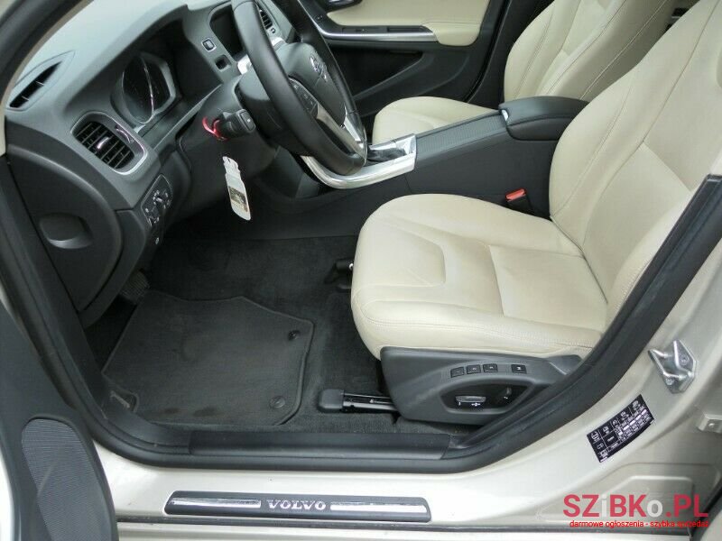 2018' Volvo S60 photo #6