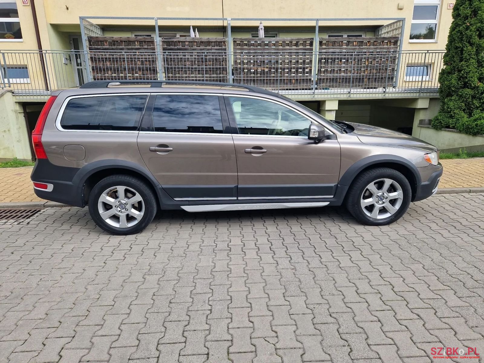 2009' Volvo Xc 70 photo #6