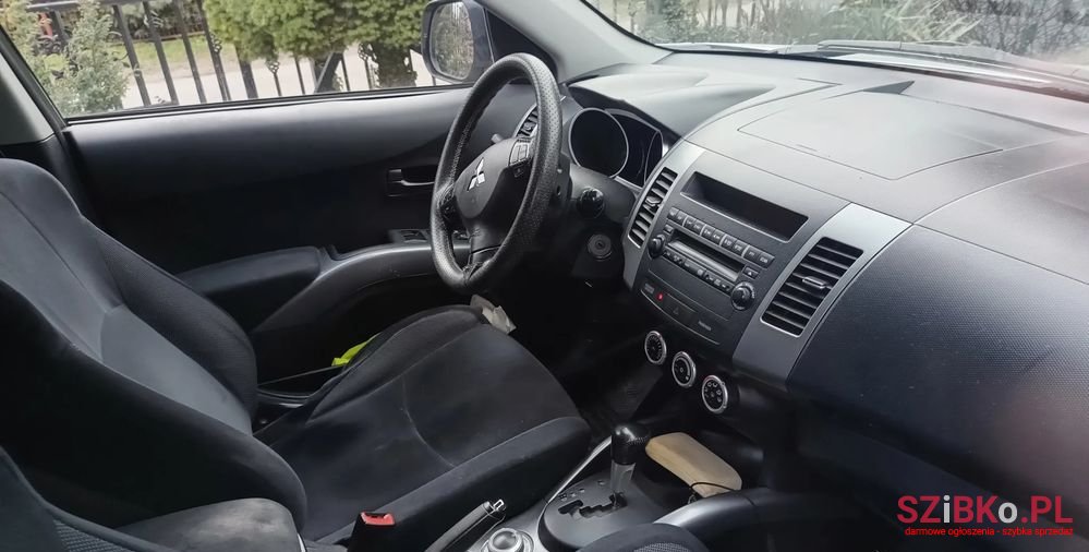 2007' Mitsubishi Outlander 3.0 V6 Xls photo #4