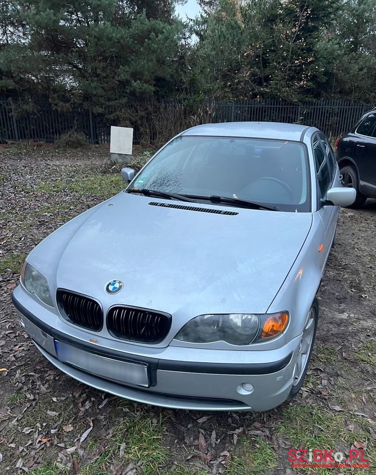 2004' BMW 3 Series 316I photo #5