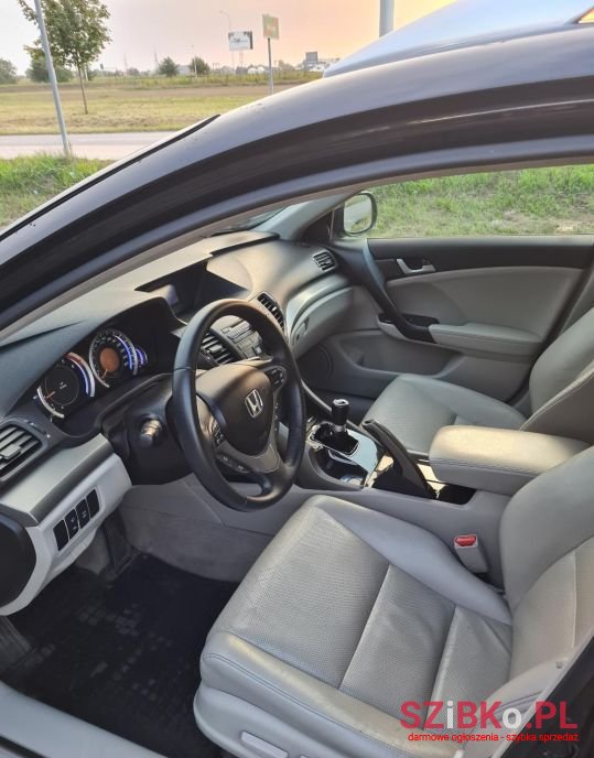 2008' Honda Accord photo #4