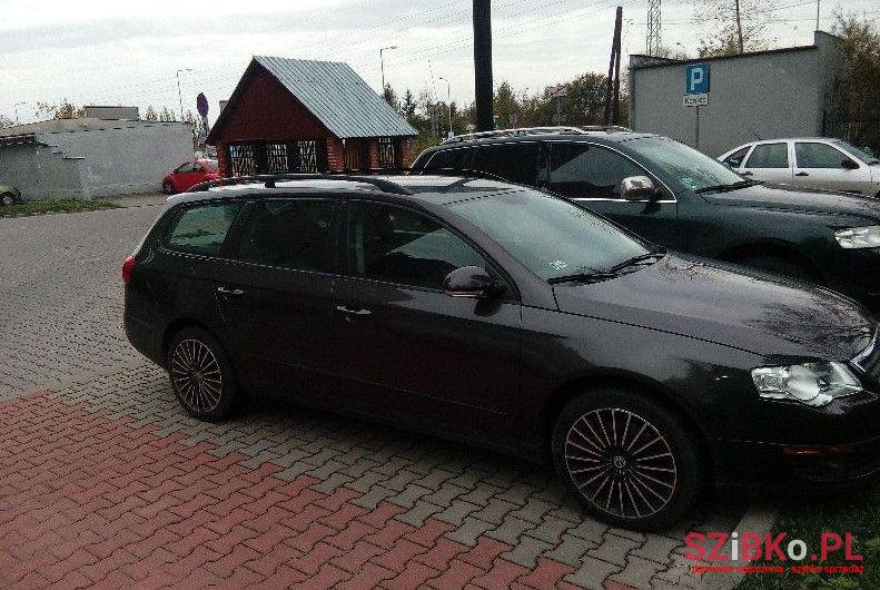 2007' Volkswagen Passat photo #1