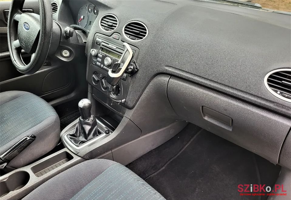 2007' Ford Focus photo #6