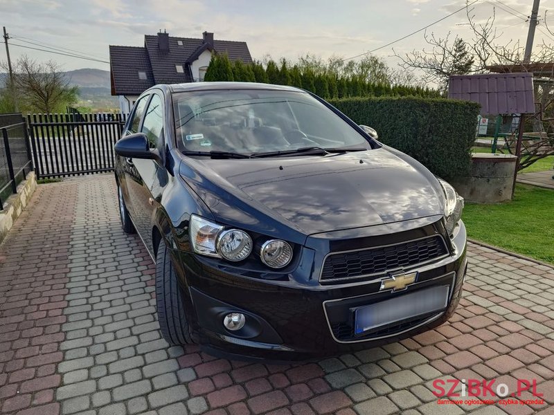 2011' Chevrolet Aveo 1.6 Ltz photo #2