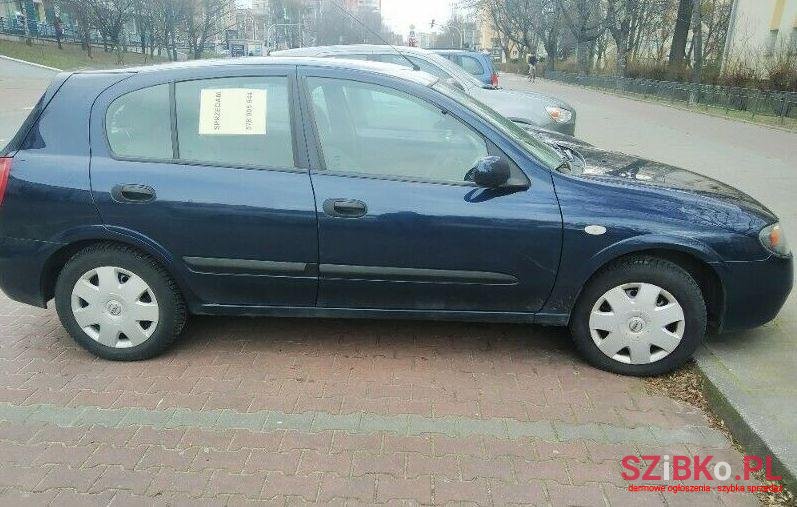 2006' Nissan Almera photo #1