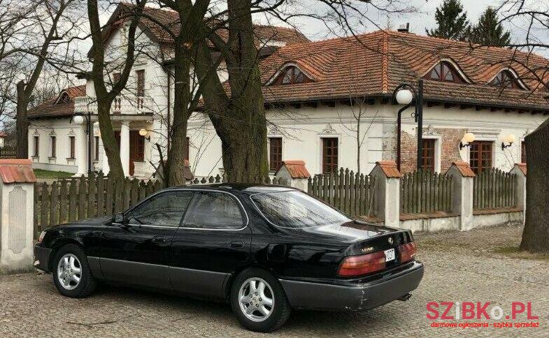 1992' Lexus ES300 photo #1