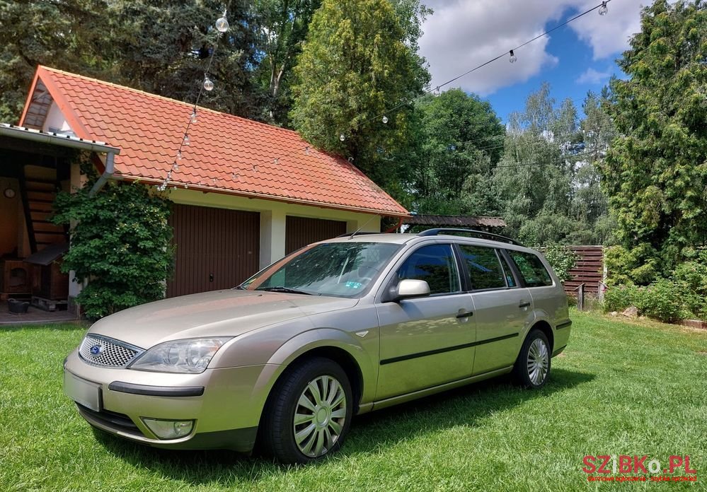 2004' Ford Mondeo 1.8 Trend photo #1