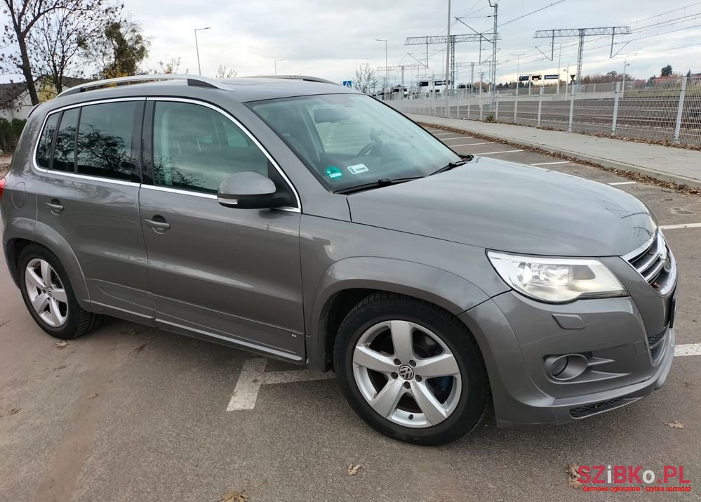 2009' Volkswagen Tiguan photo #3