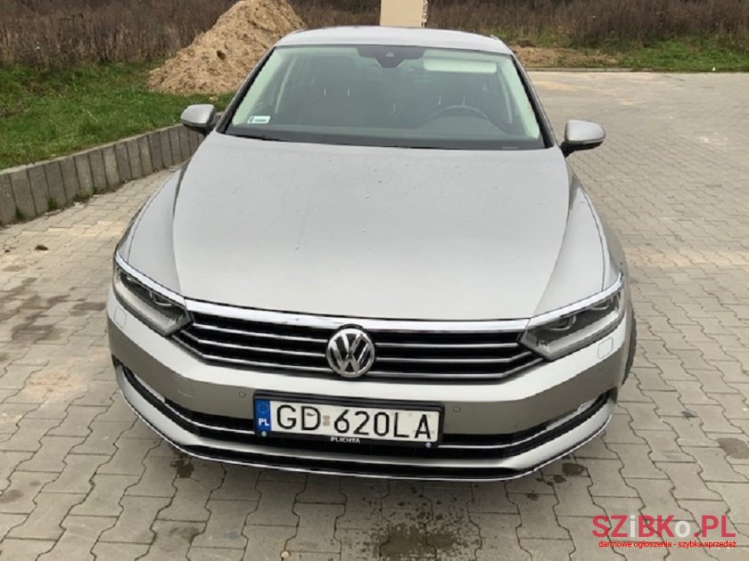 2016' Volkswagen Passat B8 Limousine, Highline photo #2