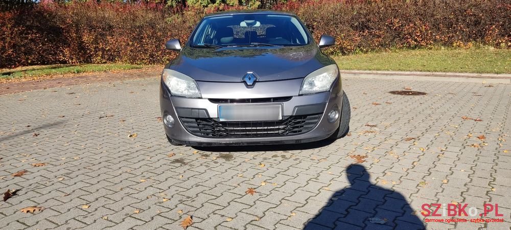 2008' Renault Megane photo #5