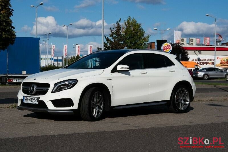 2016' Mercedes-Benz GLA photo #3