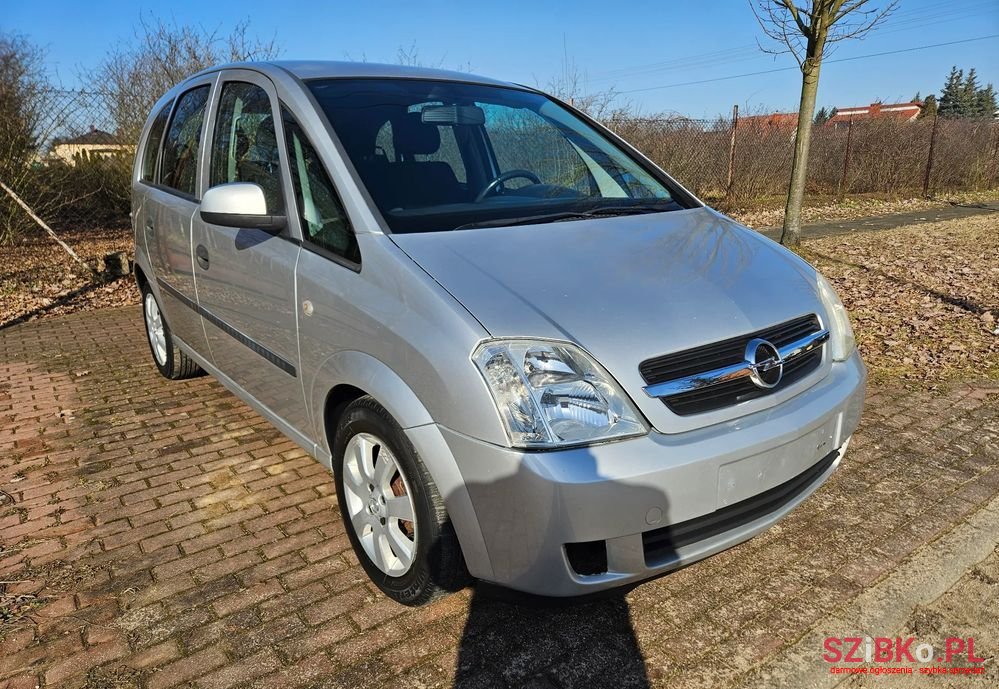 2005' Opel Meriva 1.6 16V Edition photo #3