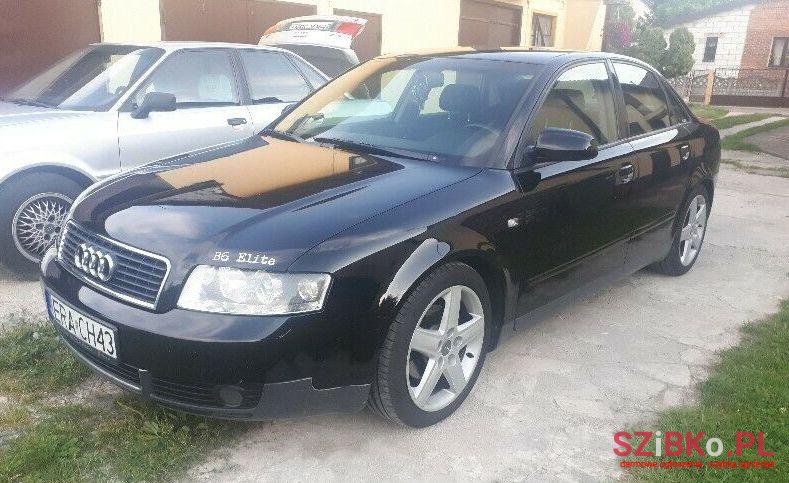 2001' Audi A4 photo #2