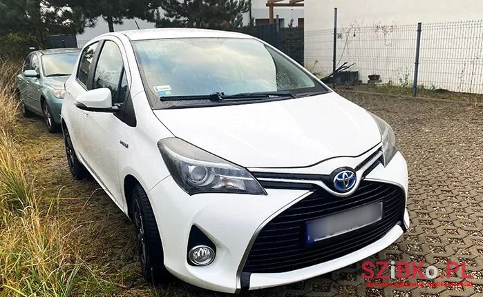 2016' Toyota Yaris photo #1