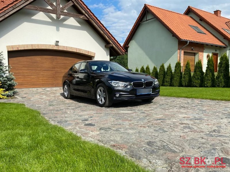 2017' BMW 3 Series Sport Line photo #1