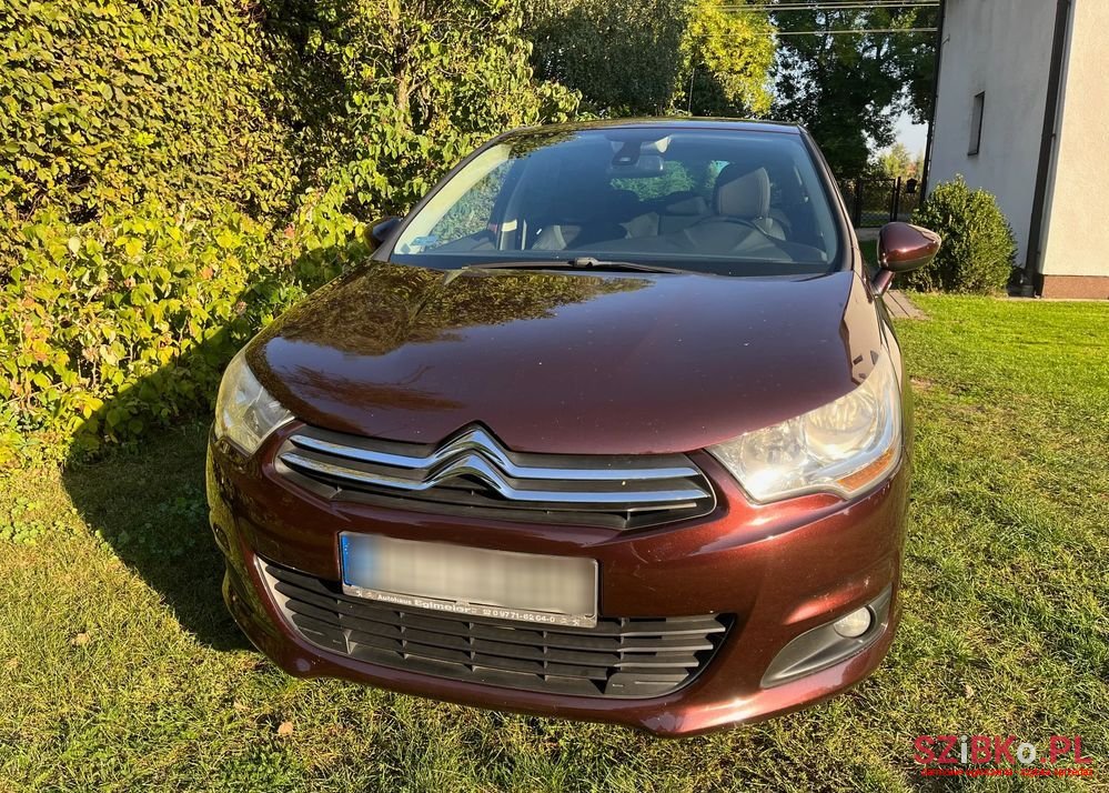 2011' Citroen C4 1.6 Vti Seduction photo #1