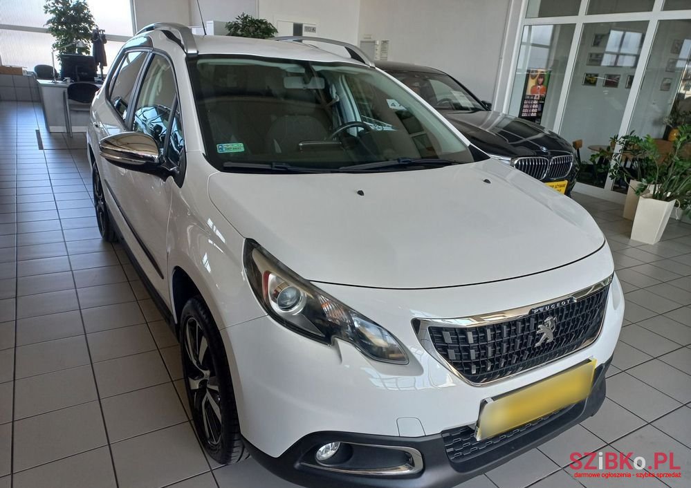 2017' Peugeot 2008 photo #3