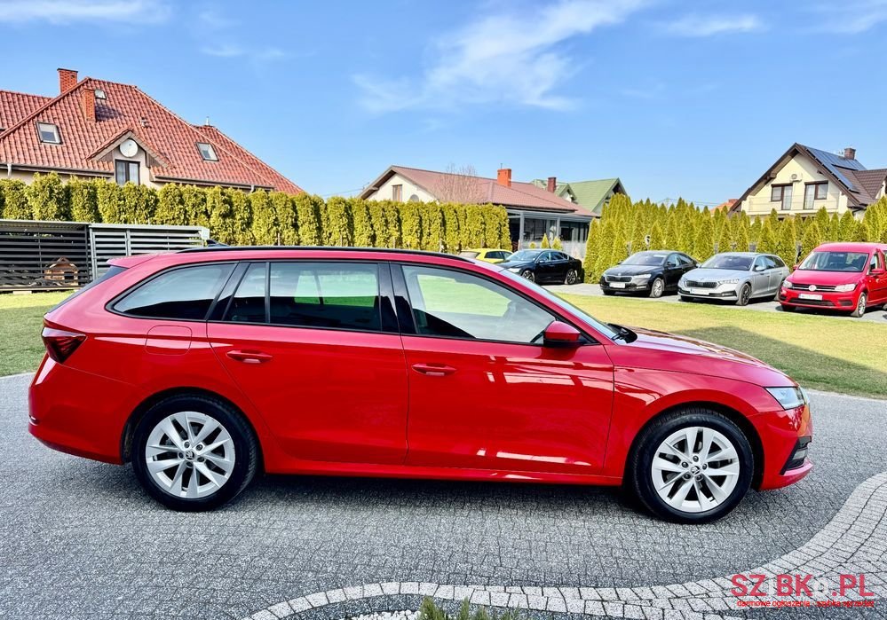 2021' Skoda Octavia 1.5 Tsi Gpf Act Ambition photo #6