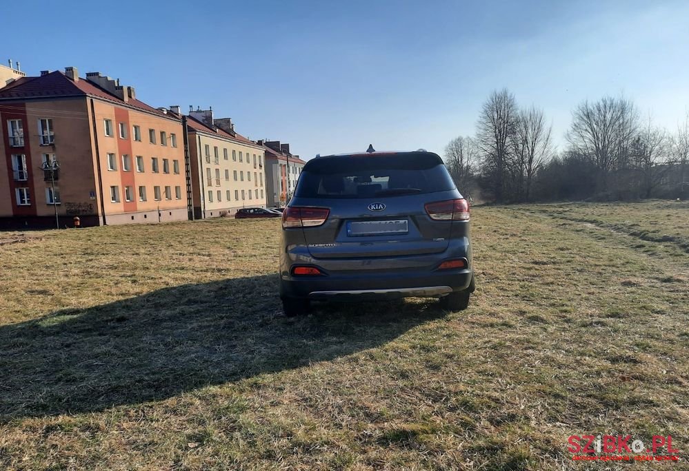 2015' Kia Sorento 2.0 Crdi M photo #2