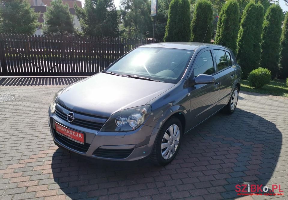 2005' Opel Astra photo #5