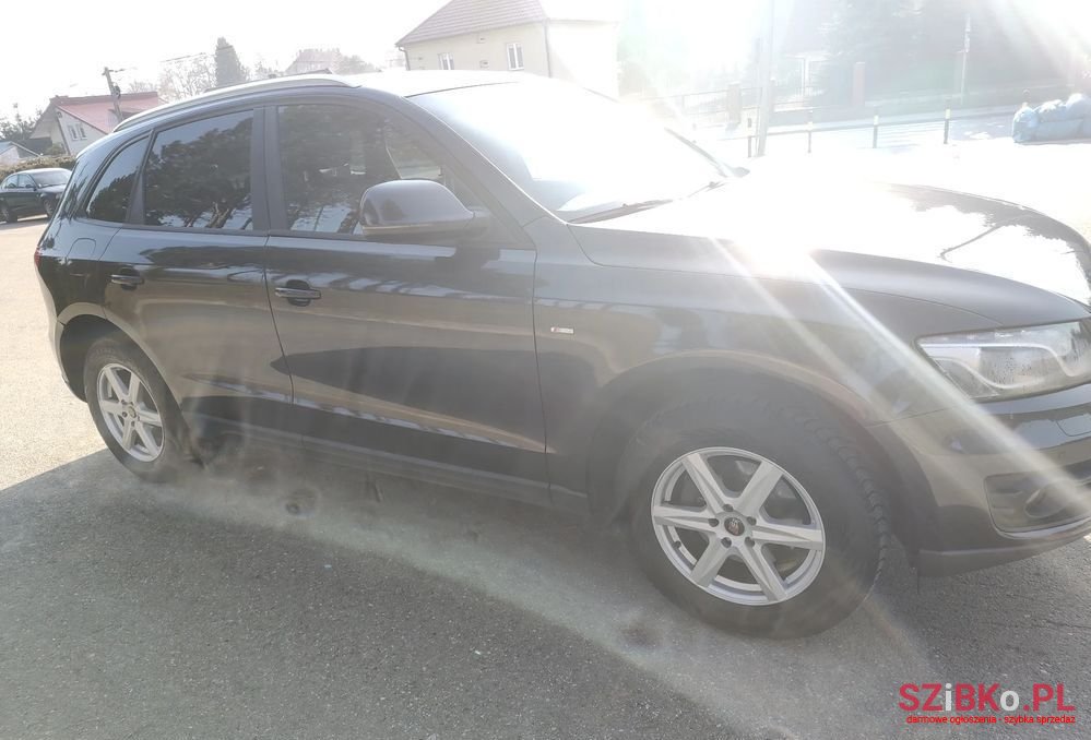 2010' Audi Q5 photo #3