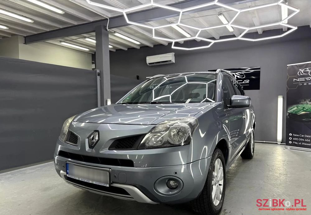 2008' Renault Koleos photo #2