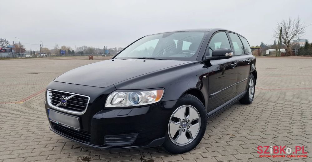2009' Volvo V50 1.6D photo #1