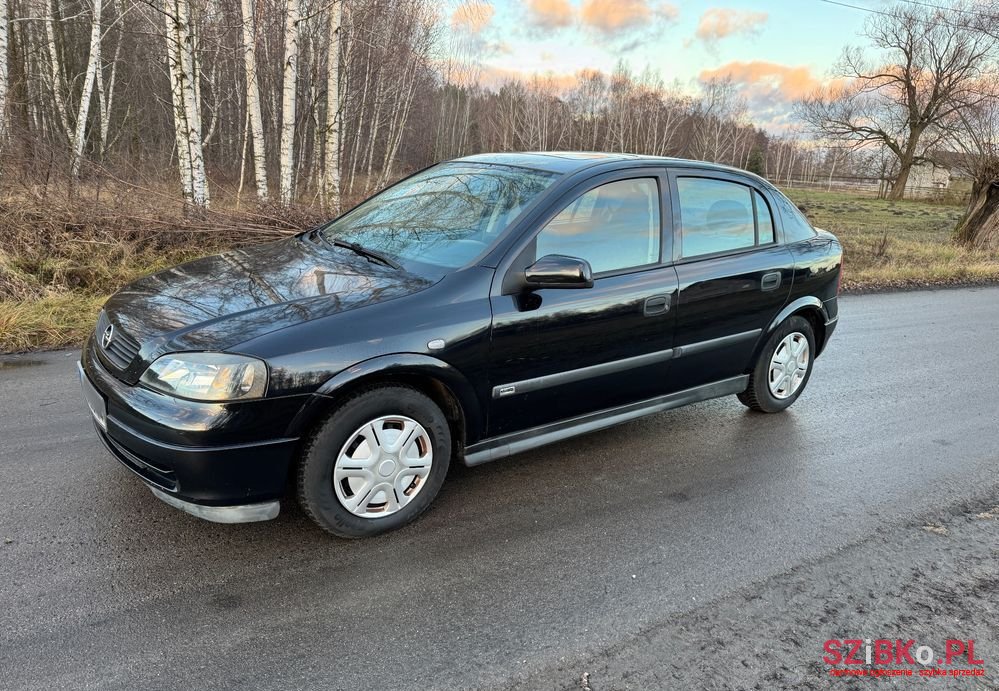 2002' Opel Astra 1.6 Elegance photo #2