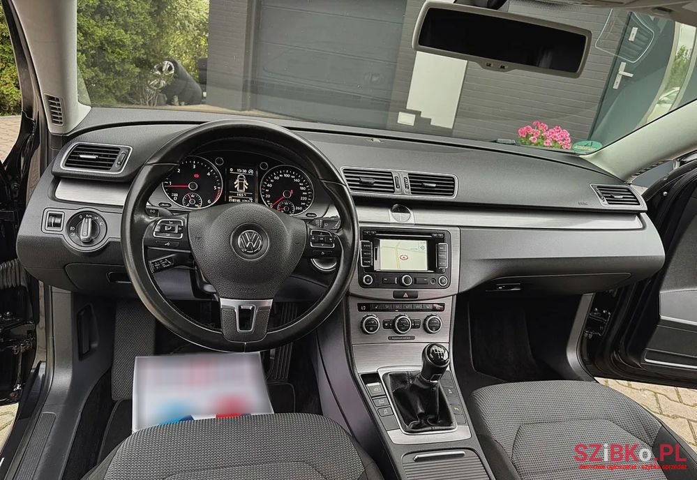 2013' Volkswagen Passat 2.0 Tdi Highline photo #5