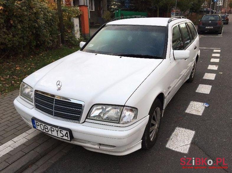 2000' Mercedes-Benz C-Class photo #1