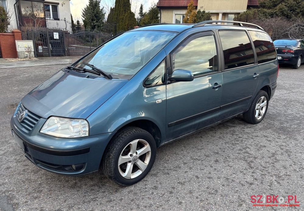 2001' Volkswagen Sharan photo #2
